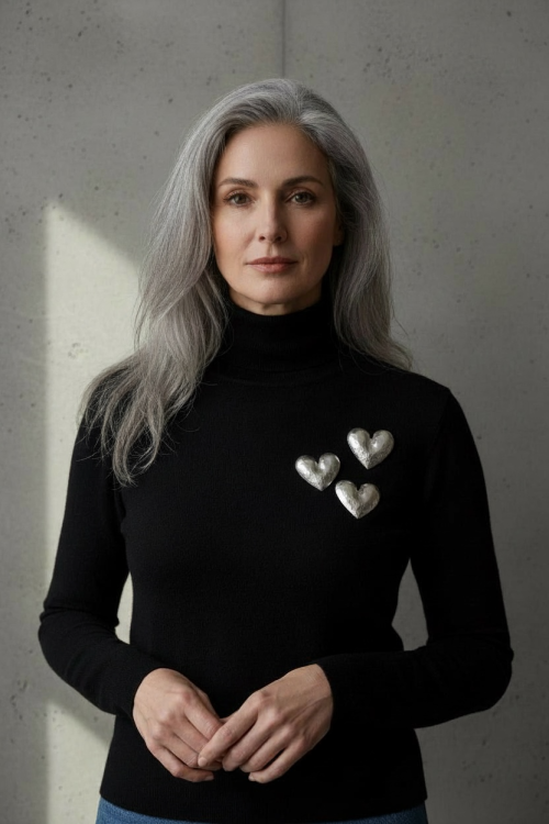 ANJAR-broszka-srebro-młotkowana